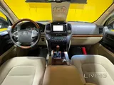 تويوتا لاند كروزر جي إكس 2015 بمحرك V6